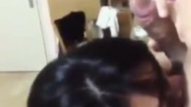 Indian whore sucking like a lollopop