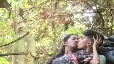 Sl Most Wanted Viral Public Lovely Couples Outdoor Sex Recorded Part 2