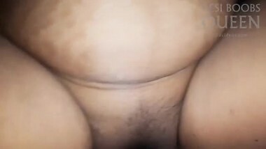 Desi Mature Aunty Big Boobs and Horney Pussy Fingering Close up