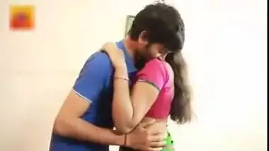 NAVEL - PATI NAHI MITA PATA PATNI KI BHUK