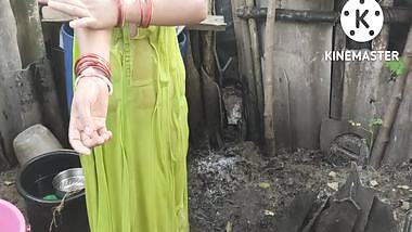 Anita Yadav Bathing Hot And Sexy Figures Beautiful Boobs