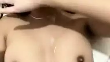 Fucker cums on beautiful XXX bulges of Desi girl in MMS video