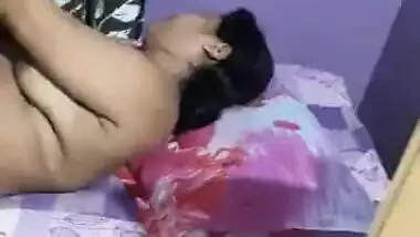 Bengali wife nude show MMS sex video