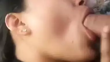 Horny girl sucks a dick deep in the Nepali sex video