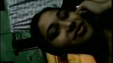 Dating college friend Suchi’s topless sex chat