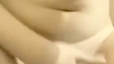 Indian NRI girl nude video call