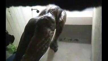 Desi College Girl Hot Bath MMS Video