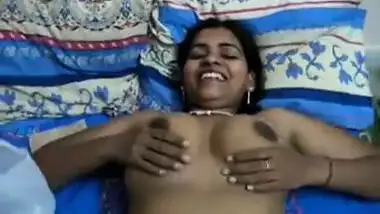 Hot MMS Of Naked Desi Wife With Boyfriend At Apartment