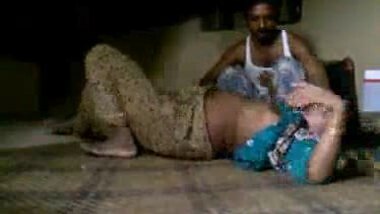 indian amateur village couple fucking in afternoon