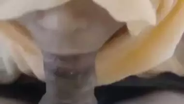 Karachi lady’s Pakistani blowjob and cum swallowing