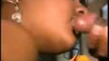 Indian prostitute Girl getting her Customer CUM on mouth