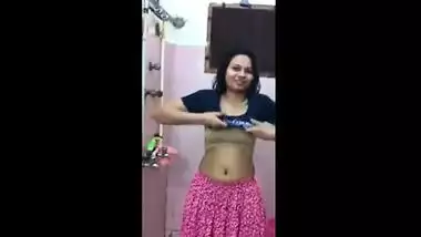 Punjabi sister wears cloths after shower bath mms