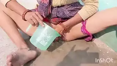 Indian village girl save her pussy