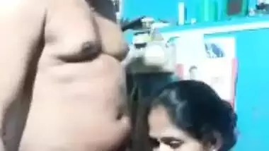Sexy Desi Bhabhi Gives Blowjob