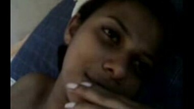 Amateur desi college girl exposed her naked figure on demand