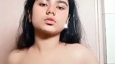 Indian GF nude huge boobs milking viral topless
