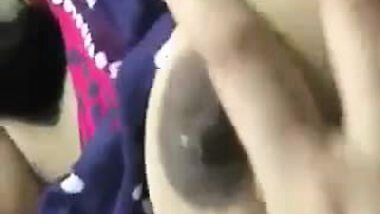 Unmarried girl boobs show viral selfie reloaded