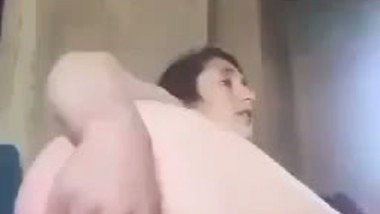 Pakistani porn of a Pashto lady masturbating with a brinjal