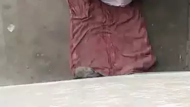 Spying Sasur fucking bahu video going viral online