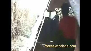 Outdoor Sex of girl fucked in parked boat