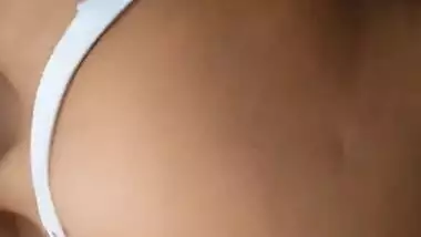 Today Exclusive -sexy Desi Girl Showing Her Boobs And Pussy