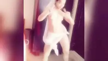 Desi tease dance naked video