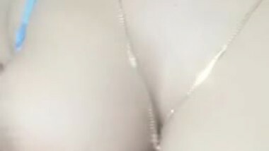 Bhabhi Ko Bathroom ma ..!!! Pic Abhi Baki Hai