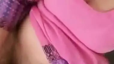Punjabi aunty cucumber masturbation MMS