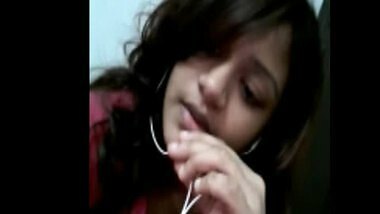Cute college girl exposed her boobs on demand