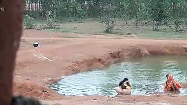 Indian village ladies cleaning pussy and ass