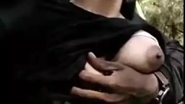 Tamil Girl Boobs Pressing By Lover
