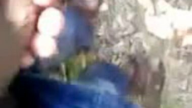 Sexy indian outdoor fun with bf