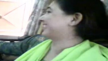 Smoking Creamy muslim wife kisses her lover