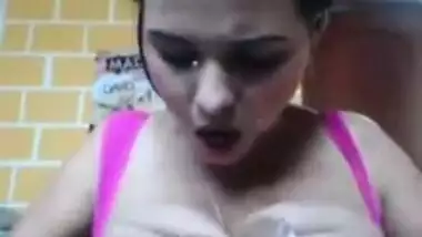 Sexy indian bitch eating her tits