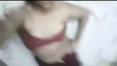 Tamil aunty showing her huge assets