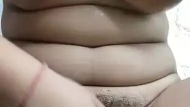 Big boobs bhabhi viral lollipop masturbation