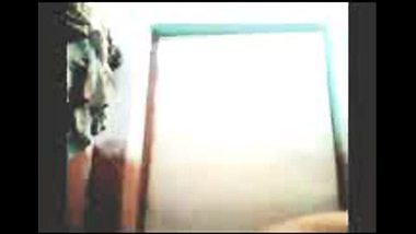 Fsiblog – Desi college girl mast self shoot bath scene MMS