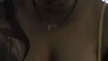 Mature milf asks her lover to suck her boobs