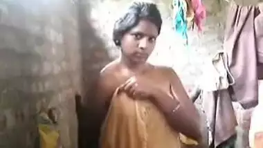 Indian Hot Girl Nude 2 Videos Part 2