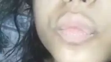 Pussy showing tease video of Indian college beauty