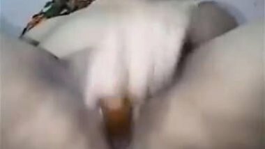 Bangladeshi Aunty Fingers Her Pussy With Desi Aunty
