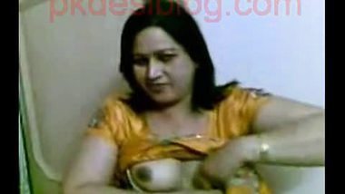 Punjabi Bhabi
