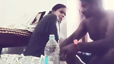 Mallu hot couple romance and fucking homemade