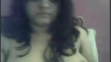 Extremely horny chubby gujarati indian on cam part2