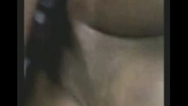 Desi newly married bhabi first time fucked by devar in mehendi