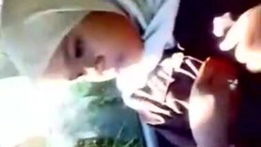 Tamil Muslim girl boobs