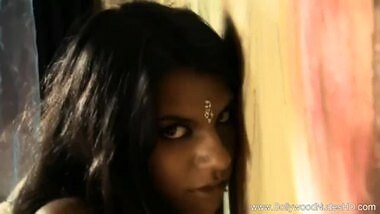 Bollywood Indian MILF Seduction