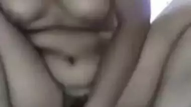 Sexy Video Of Beautiful Fingering With Indian Lady