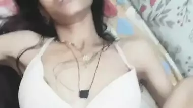 Beautiful Desi Couple Blowjob and Fucked
