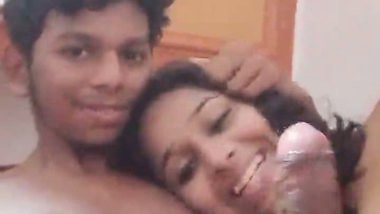 Cute Indian Lover Romance and Give Handjob Part 1